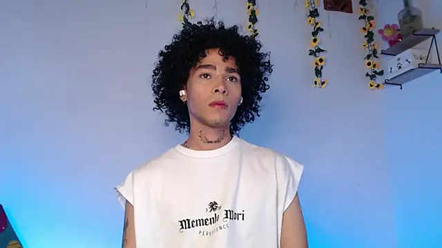 seven7xis online show from March 19, 2025, 5:08 am