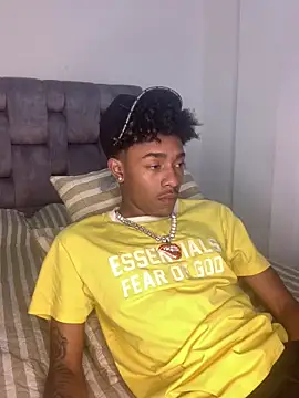 Boy cock18 online show from March 23, 2025, 8:04 am