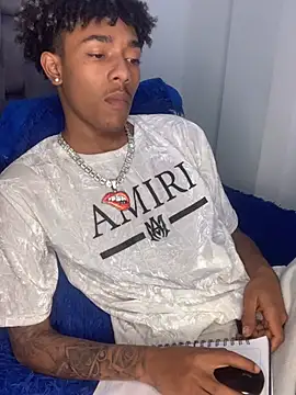 Boy cock18 online show from March 15, 2025, 4:13 am