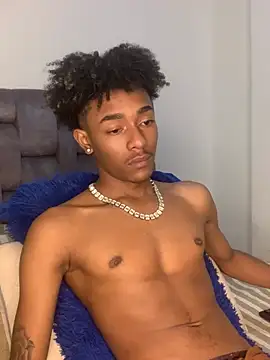 Boy cock18 online show from March 22, 2025, 4:14 am