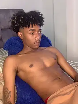 Boy cock18 online show from March 17, 2025, 10:08 pm