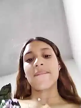 charlotes28 online show from January 27, 2025, 7:24 pm