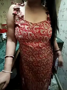 Soniya 444 online show from April 19, 2026, 6:43 pm