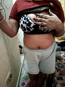 Snapshot of Soniya_444 chatting on April 30, 2026, 12:23 pm Soniya 444 online show from April 30, 2026, 12:23 pm