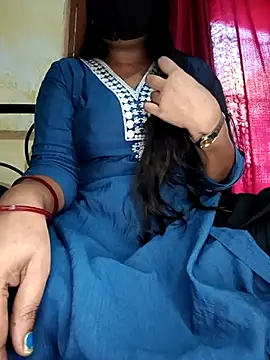 Snapshot of Soniya_444 chatting on October 5, 2025, 11:23 am Soniya 444 online show from October 5, 2025, 11:23 am