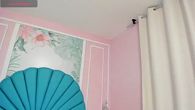 Snapshot of Daphne_Fox_ chatting on January 30, 2025, 9:47 am Daphne Fox online show from January 30, 2025, 9:47 am