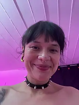 Snapshot of rousstattoo chatting on January 21, 2025, 6:22 am rousstattoo online show from January 21, 2025, 6:22 am