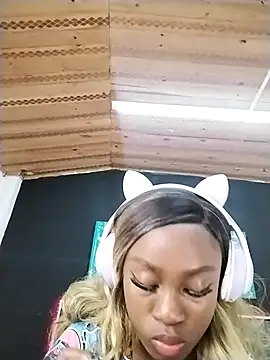 Snapshot of nikkystorm1_ chatting on February 26, 2025, 2:16 pm nikkystorm1 online show from February 26, 2025, 2:16 pm