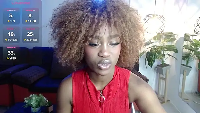 Snapshot of nikkystorm1_ chatting on September 19, 2025, 2:10 pm nikkystorm1 online show from September 19, 2025, 2:10 pm