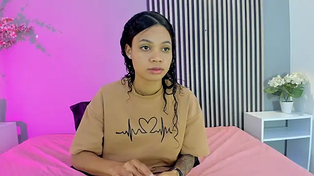 GysellHanson online show from February 25, 2026, 11:54 am