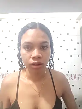 GysellHanson online show from April 10, 2026, 9:38 am