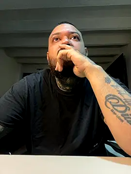 El Titan1998 online show from November 7, 2025, 12:21 pm