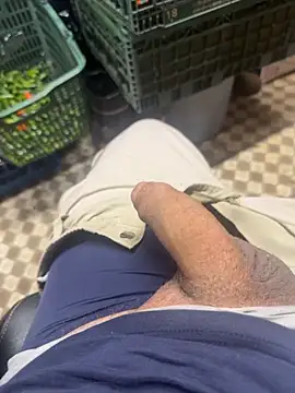 Snapshot of 069kinchan chatting on December 3, 2025, 10:25 am 069kinchan online show from December 3, 2025, 10:25 am