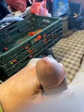 Snapshot of 069kinchan chatting on December 4, 2025, 3:38 am 069kinchan online show from December 4, 2025, 3:38 am