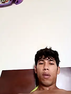 Snapshot of Andres123cv chatting on September 16, 2025, 2:51 pm Andres123cv online show from September 16, 2025, 2:51 pm