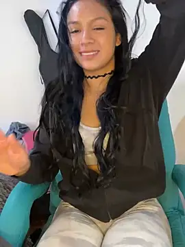 Charlotemonroe online show from January 8, 2025, 7:56 pm