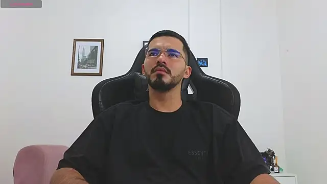 Massimoo 07 online show from November 12, 2025, 4:00 pm