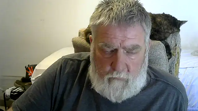 Snapshot of viejo_oso chatting on March 20, 2026, 9:38 pm viejo oso online show from March 20, 2026, 9:38 pm