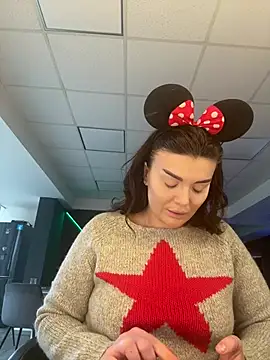 Snapshot of myakalifa chatting on February 2, 2025, 12:46 pm myakalifa online show from February 2, 2025, 12:46 pm