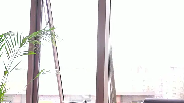 Snapshot of myakalifa chatting on March 17, 2025, 12:04 pm myakalifa online show from March 17, 2025, 12:04 pm