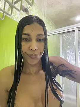 Ebonyxprincess  online show from June 11, 2026, 8:06 pm