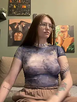 Sabrina shells online show from March 7, 2025, 3:07 pm