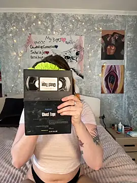 Sabrina shells online show from October 10, 2025, 10:38 am