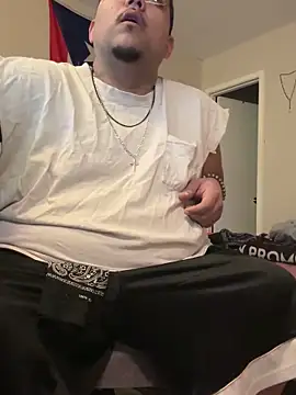 Snapshot of cloudy_couple444 chatting on March 10, 2025, 12:07 am cloudy couple444 online show from March 10, 2025, 12:07 am