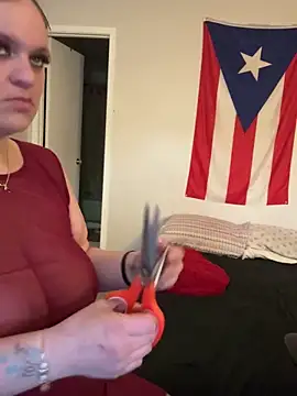 Snapshot of cloudy_couple444 chatting on February 5, 2025, 2:48 pm cloudy couple444 online show from February 5, 2025, 2:48 pm