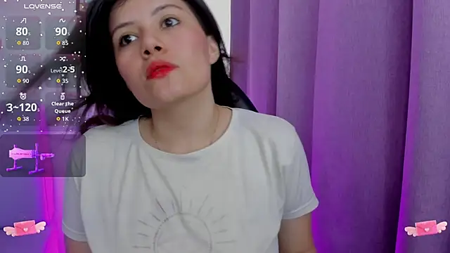 Carolina Burninng online show from September 24, 2025, 8:48 pm