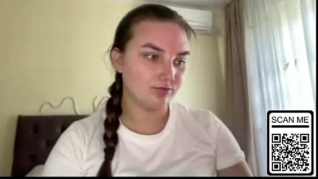 Dreamyblushfairy online show from September 15, 2025, 2:17 pm