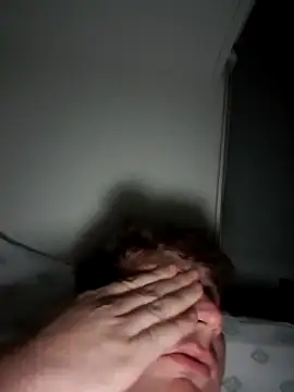 michemichemiche8 online show from November 18, 2025, 9:40 pm