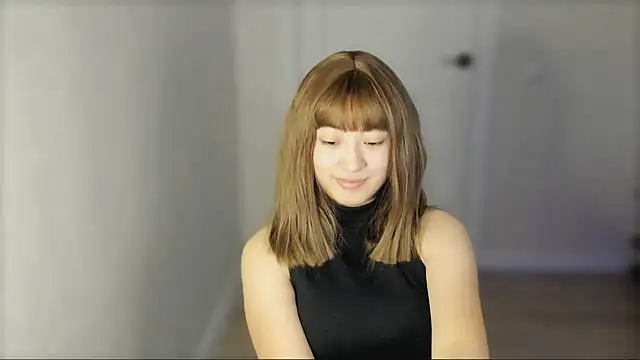  hannah baker online show from February 7, 2025, 1:32 pm