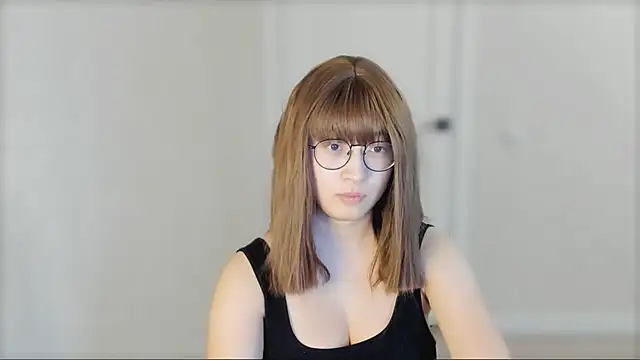  hannah baker online show from February 9, 2025, 3:22 am