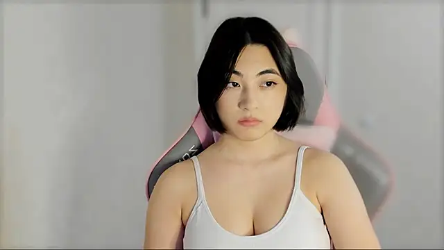  hannah baker online show from March 18, 2025, 11:33 am