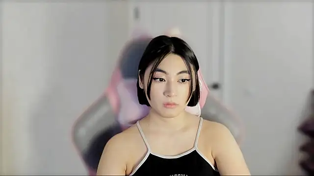  hannah baker online show from March 6, 2025, 12:09 pm