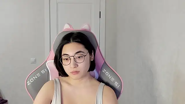  hannah baker online show from March 16, 2025, 5:36 am