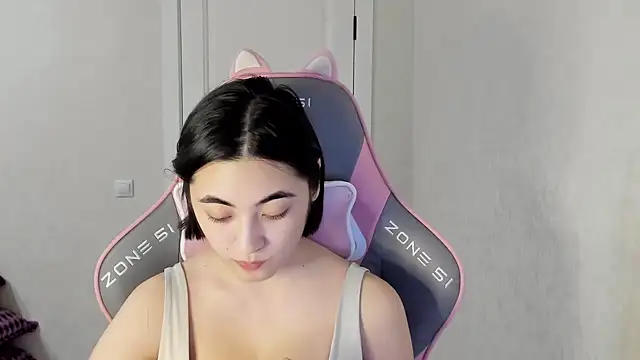  hannah baker online show from March 16, 2025, 8:43 am