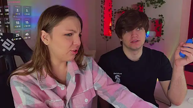 RobertAndLinela online show from April 11, 2026, 6:32 am