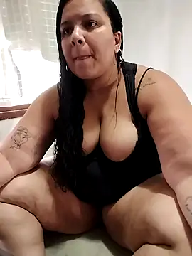 Snapshot of MelissaMendes_BBW chatting on November 1, 2025, 7:30 pm MelissaMendes BBW online show from November 1, 2025, 7:30 pm