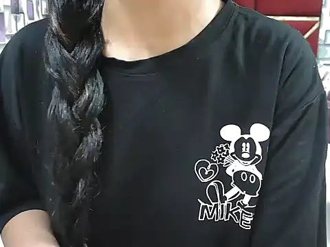 Snapshot of Somiya87 chatting on November 29, 2025, 2:23 am Somiya87 online show from November 29, 2025, 2:23 am