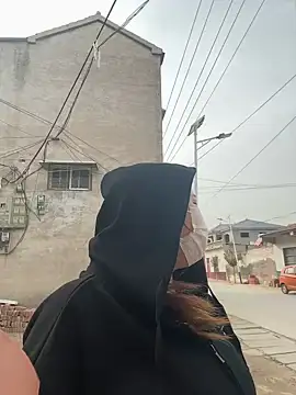 Snapshot of Happyou2 chatting on March 12, 2025, 7:35 am Happyou2 online show from March 12, 2025, 7:35 am