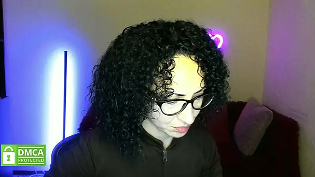 Arianasweety23 online show from December 1, 2025, 12:28 pm