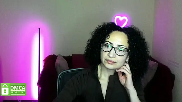 Arianasweety23 online show from October 31, 2025, 6:26 pm