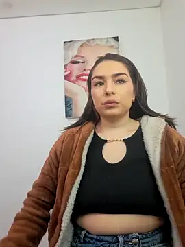 VictoriaMolina online show from October 8, 2025, 2:18 pm