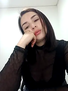 VictoriaMolina online show from March 16, 2026, 12:18 am