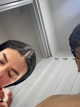 MikeAndJessy online show from November 3, 2025, 10:13 pm