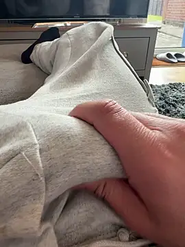 22TT2295 online show from March 14, 2025, 2:52 pm