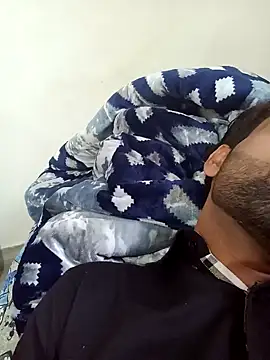 playboyz77 online show from January 1, 2025, 9:17 am