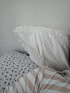 playboyz77 online show from October 12, 2025, 9:21 am